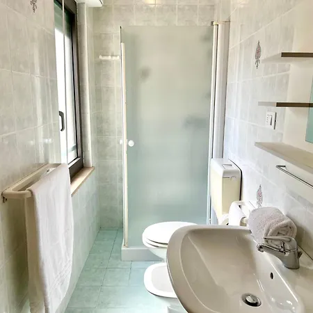 Cozy Flat Perfect For Group Getaways *