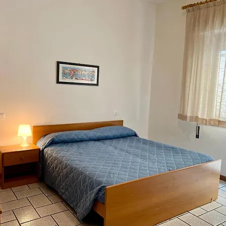 Апартаменты Cozy Flat Perfect For Group Getaways *